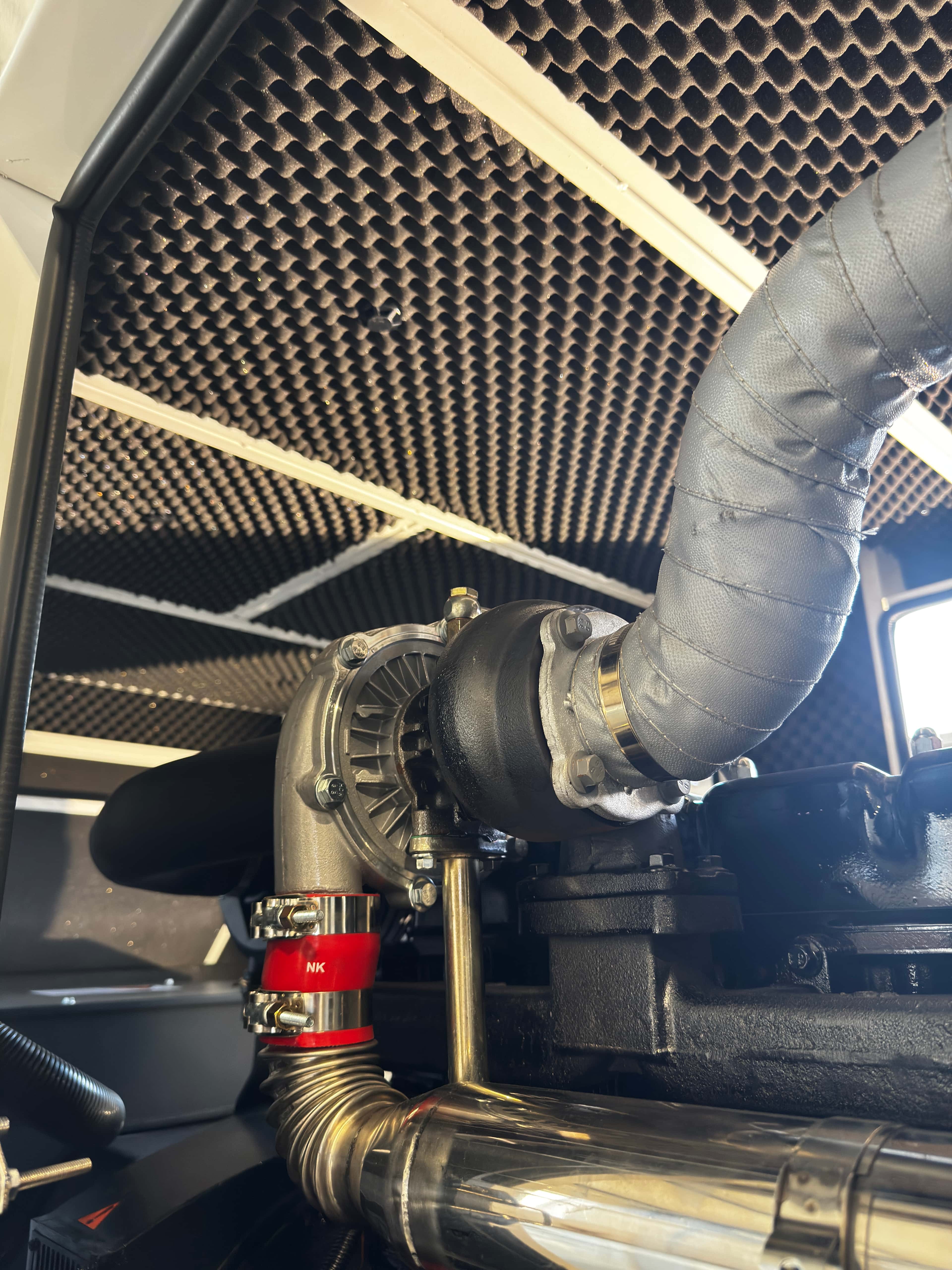 Agregat PlusPower - wyciszenie w środku, ujęcie 1